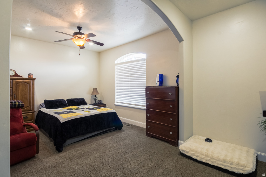 54 S IVIE MNR Roosevelt, UT 84066