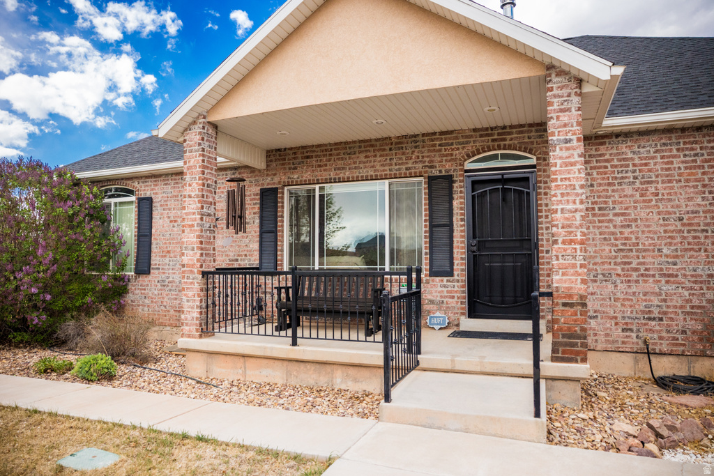 54 S IVIE MNR Roosevelt, UT 84066