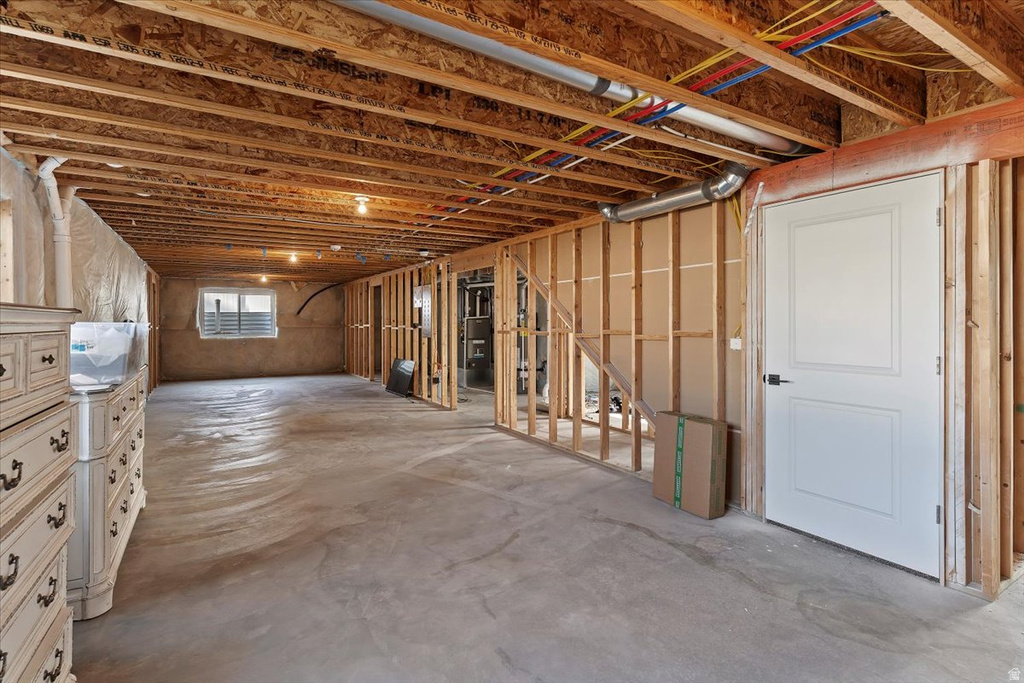 2422 3350 S West Haven, UT 84401