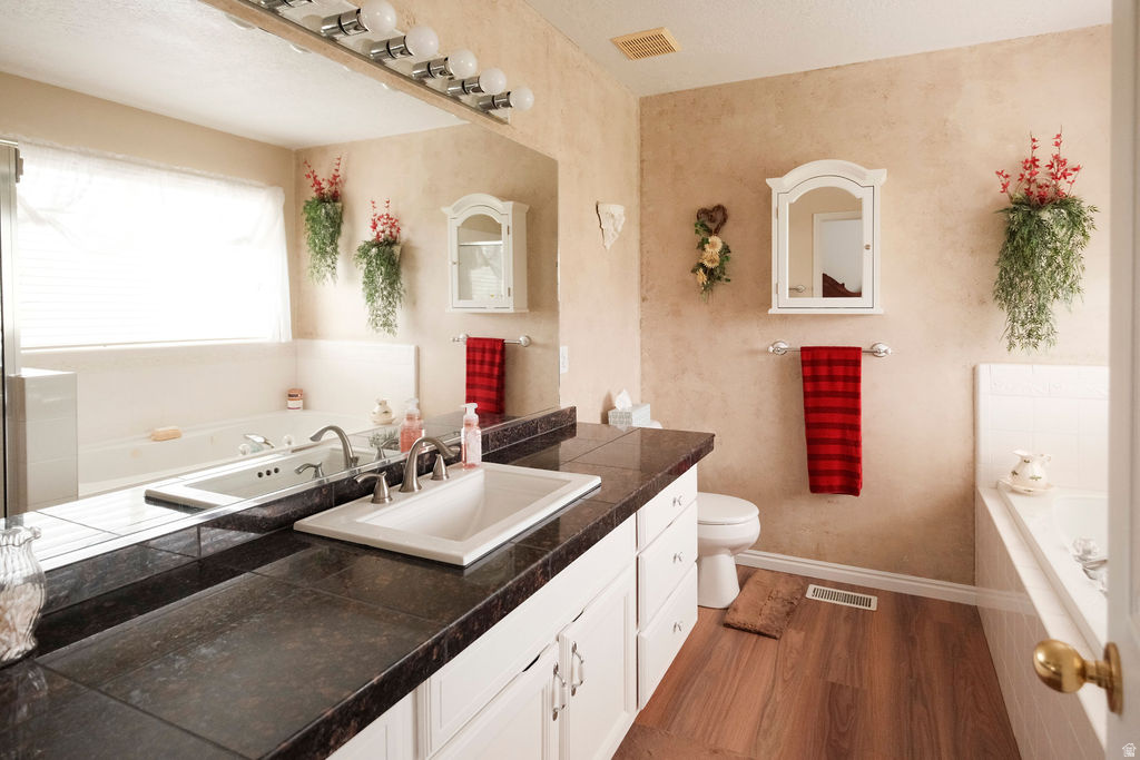 6402 S RAYMOND DR South Weber, UT 84405