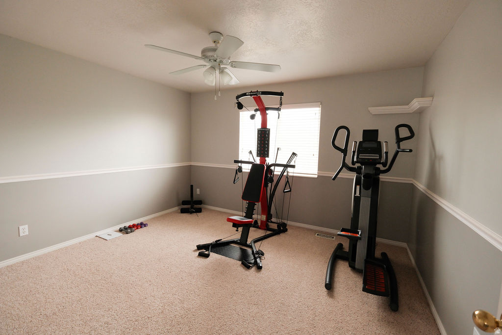 6402 S RAYMOND DR South Weber, UT 84405