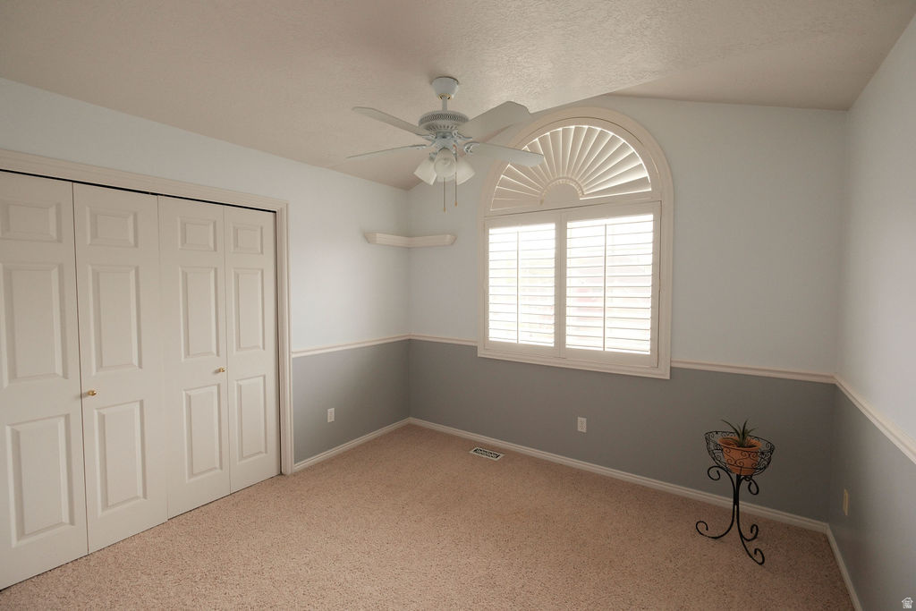 6402 S RAYMOND DR South Weber, UT 84405