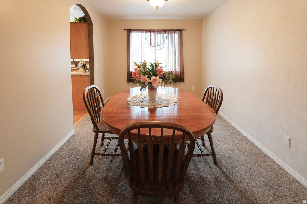 6402 S RAYMOND DR South Weber, UT 84405