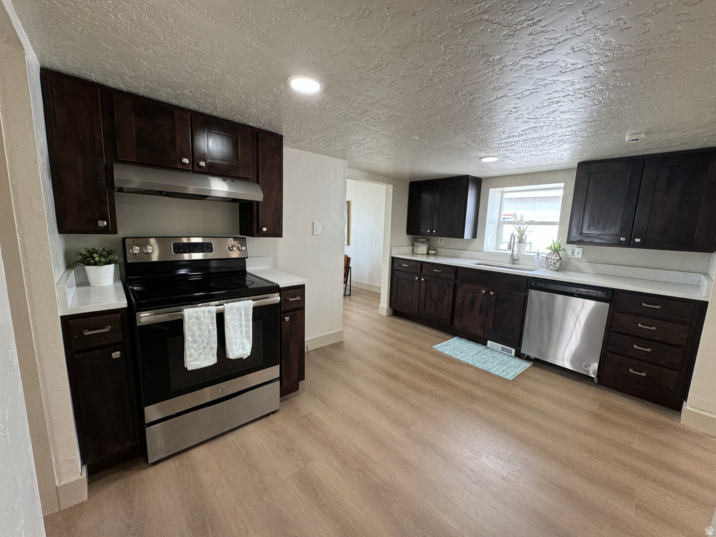 260 N 5TH ST Tooele, UT 84074