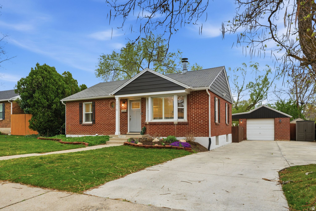 2418 E 2900 S Millcreek, UT 84109