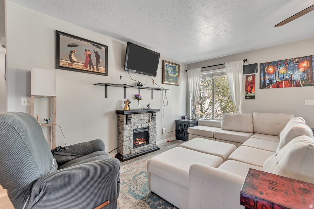 4928 W EAGLES LANDING ST West Point, UT 84015