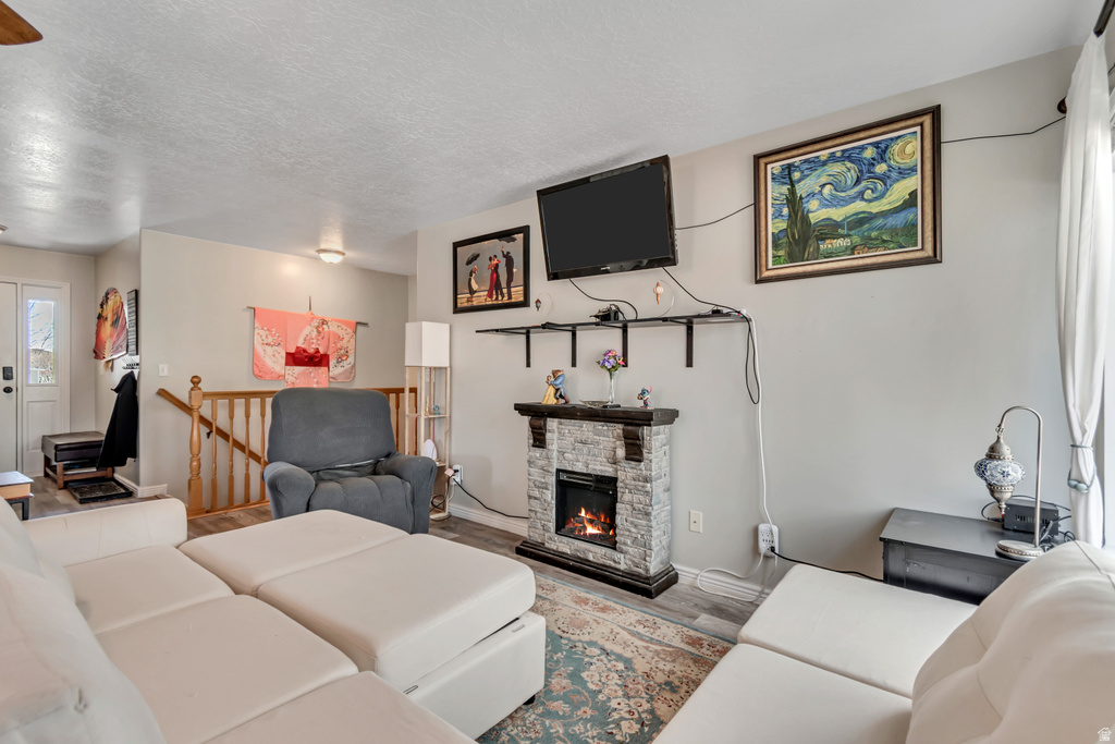 4928 W EAGLES LANDING ST West Point, UT 84015