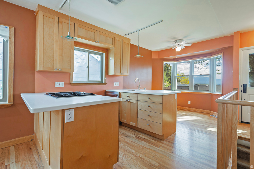 832 E 7TH AVE Salt Lake City, UT 84103