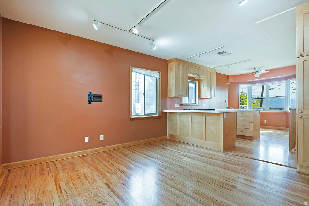 832 E 7TH AVE Salt Lake City, UT 84103