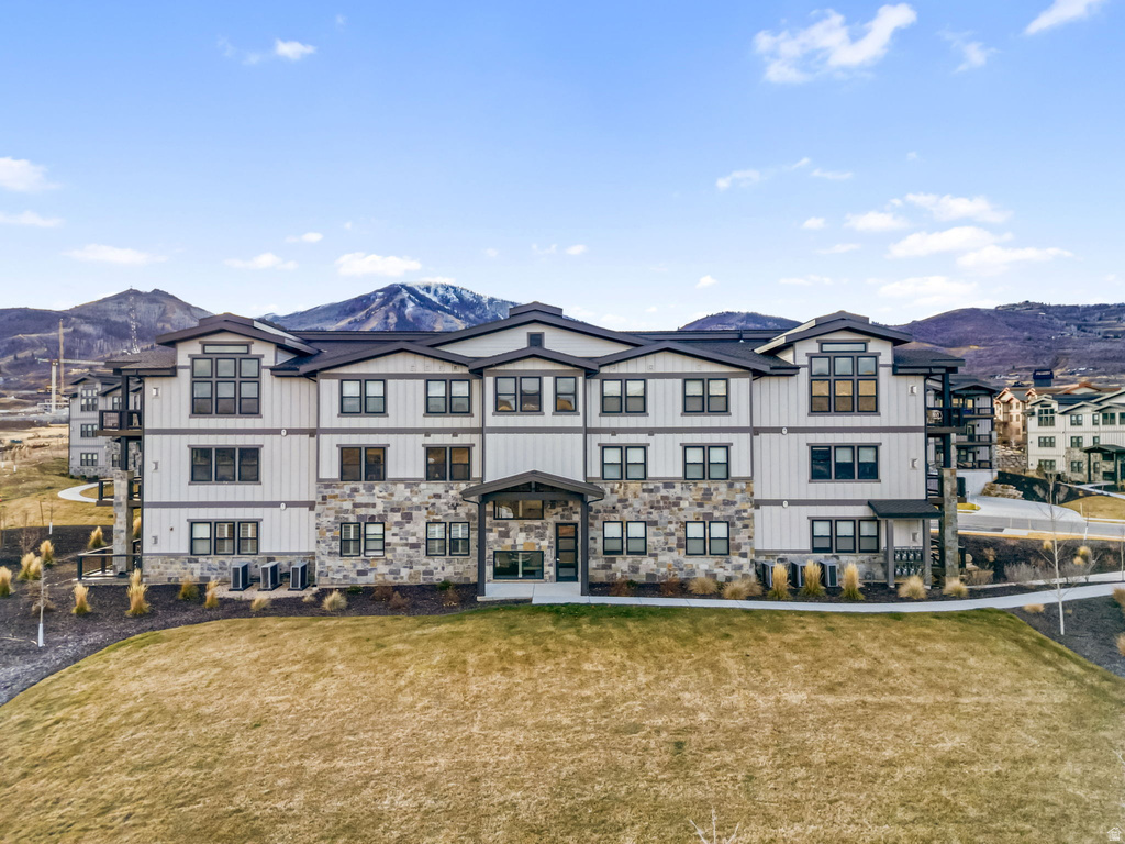 1145 W HELLING CIR #203 Heber City, UT 84032