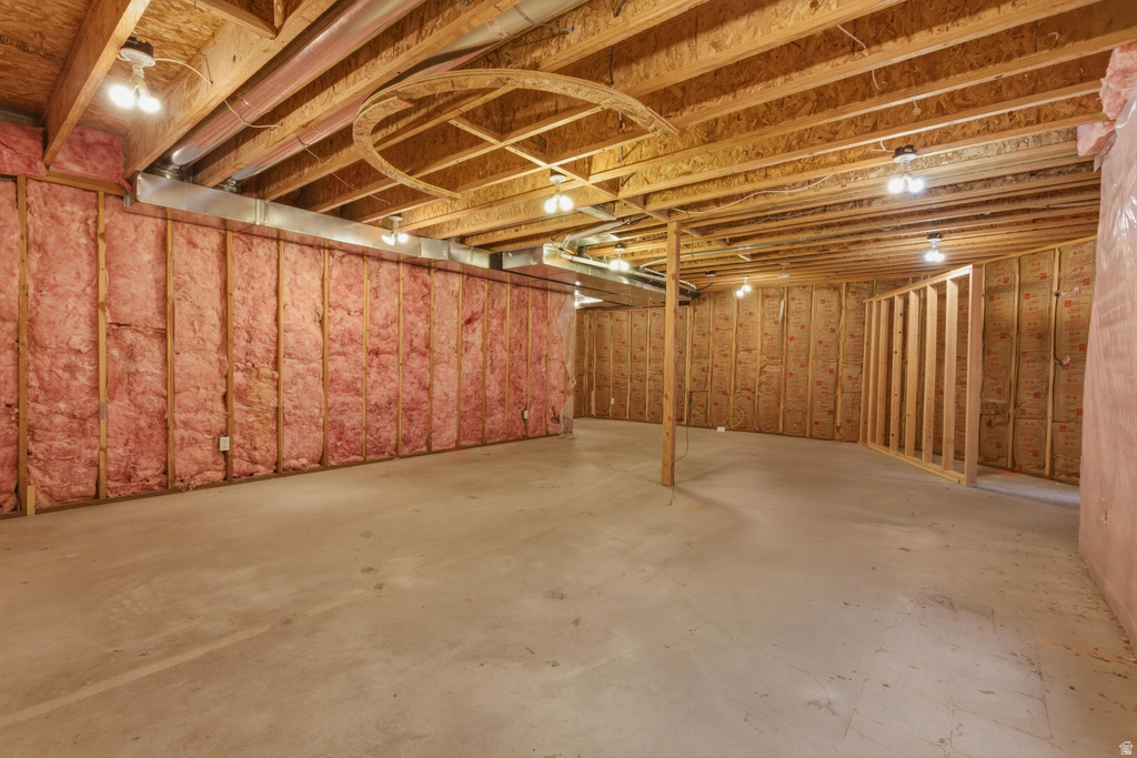 1991 S STATE ST Springville, UT 84663