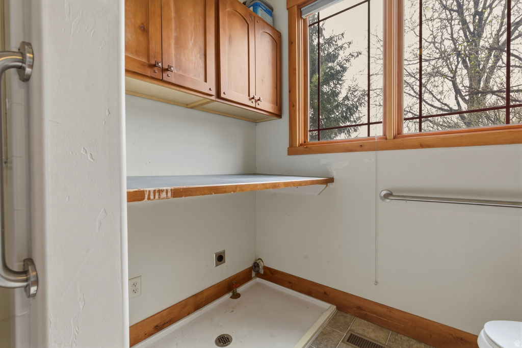 1991 S STATE ST Springville, UT 84663