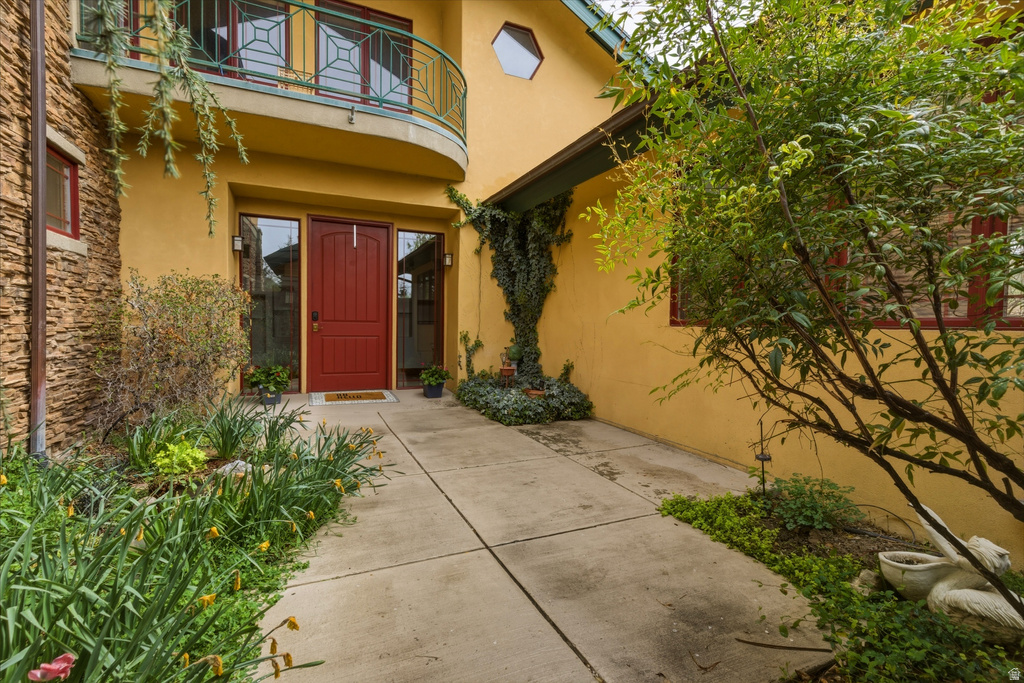 1991 S STATE ST Springville, UT 84663