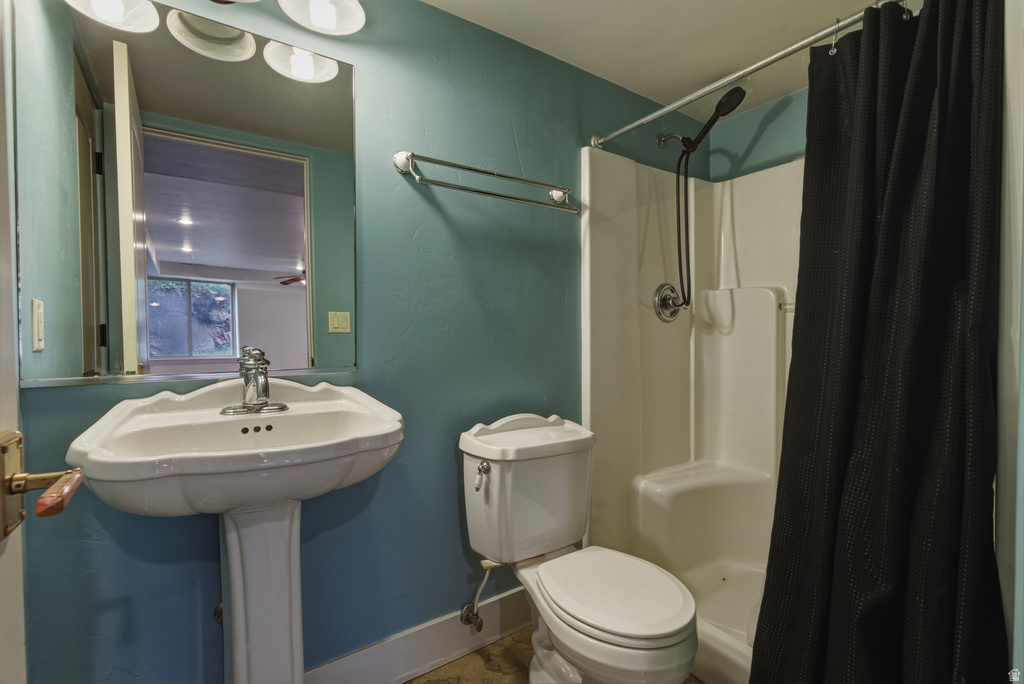 1991 S STATE ST Springville, UT 84663