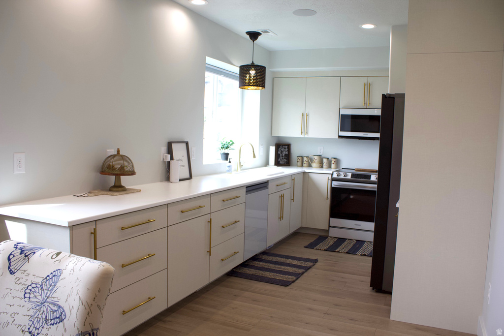 2091 N 3430 W Clinton, UT 84015