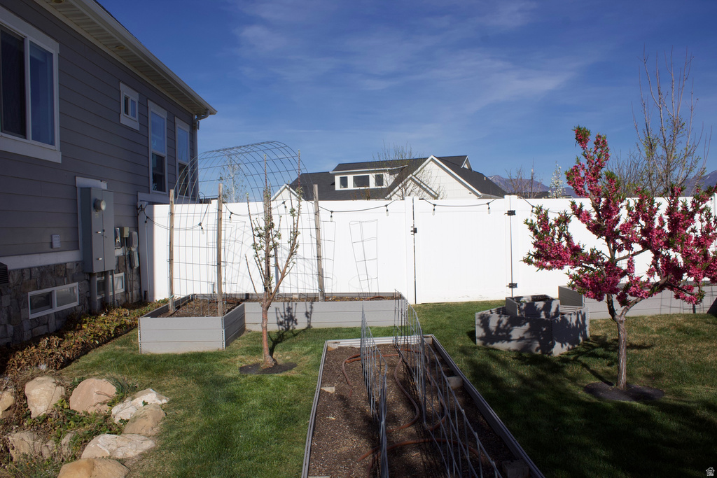 2091 N 3430 W Clinton, UT 84015