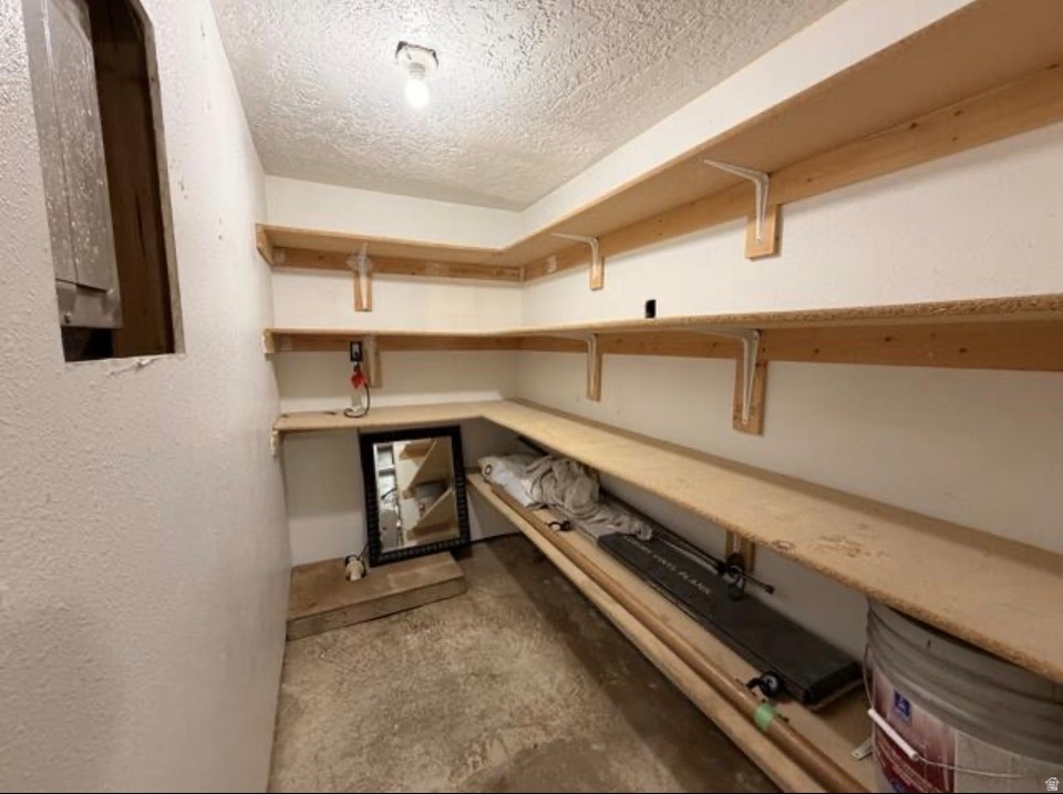 1485 S COUNTRY MANOR DR Logan, UT 84321