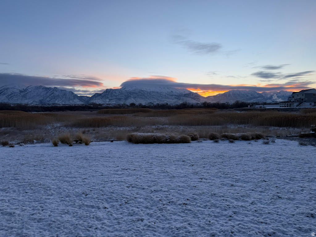 866 N PEARL DR Lehi, UT 84048