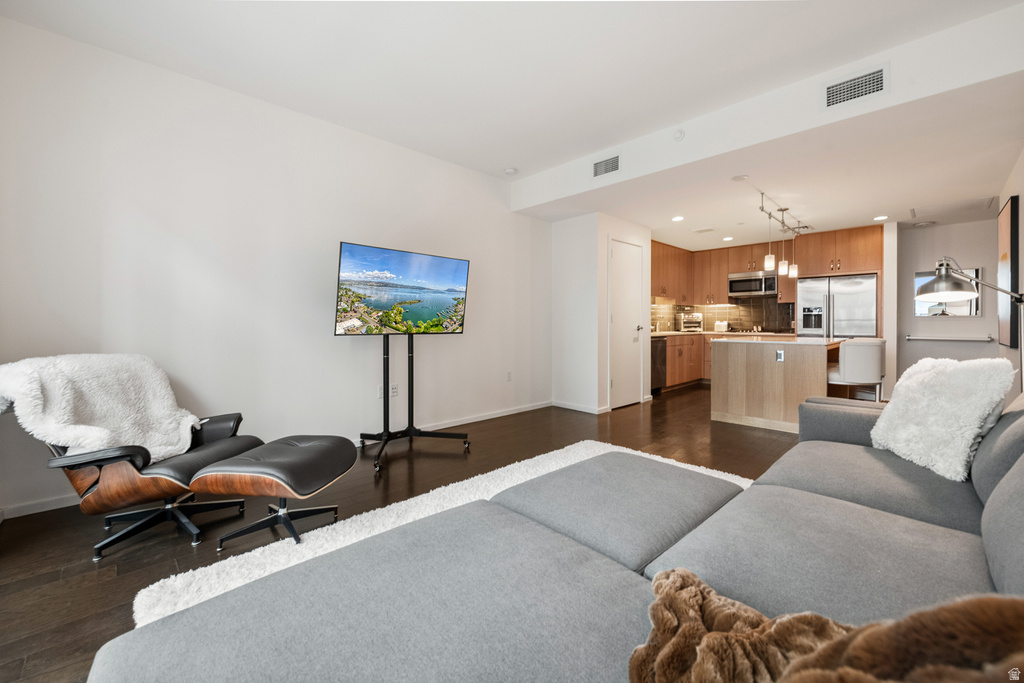 35 E 100 S #909 Salt Lake City, UT 84111