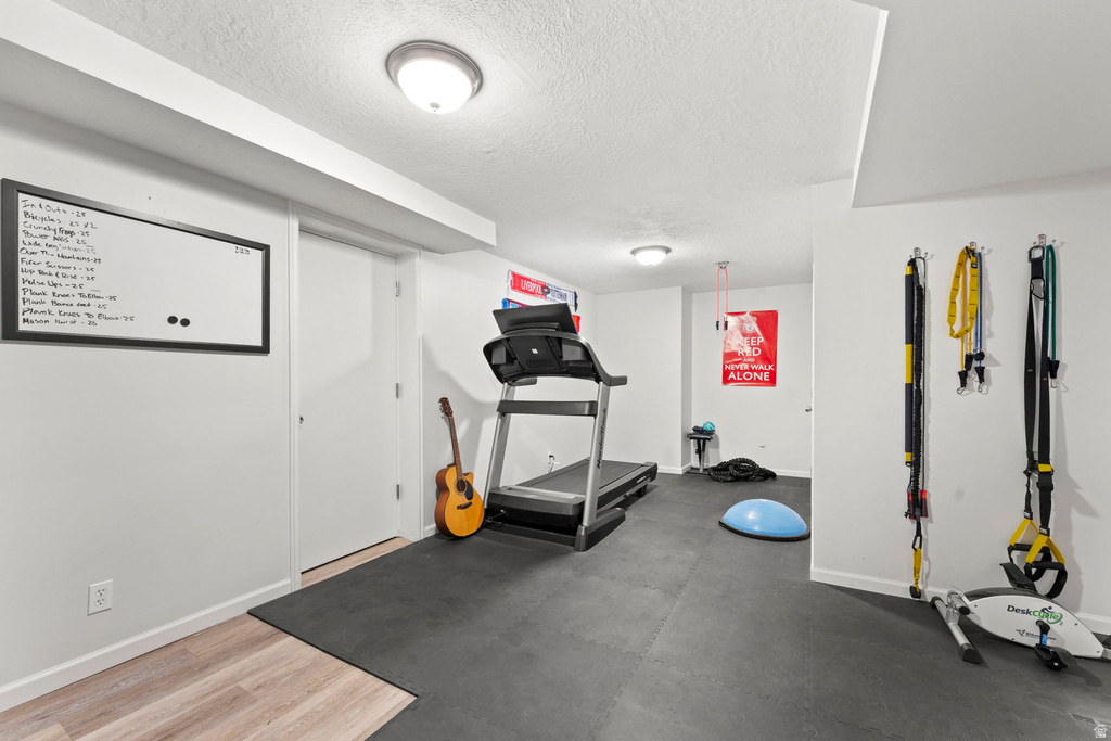 1935 E BRANDON PARK PL Sandy, UT 84092