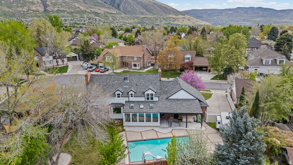 1935 E BRANDON PARK PL Sandy, UT 84092
