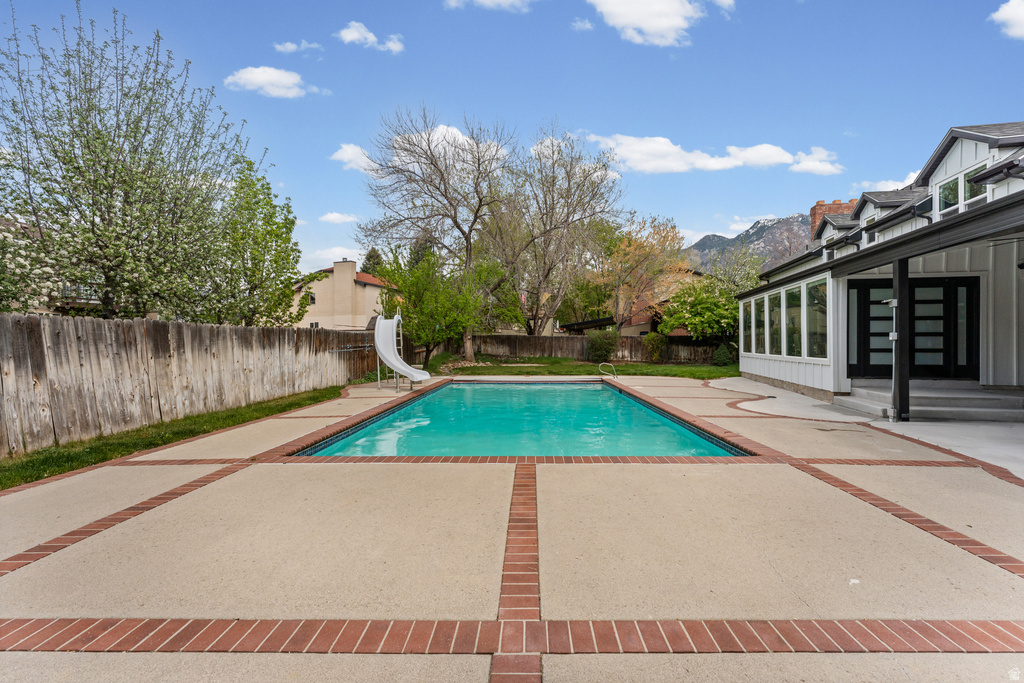1935 E BRANDON PARK PL Sandy, UT 84092