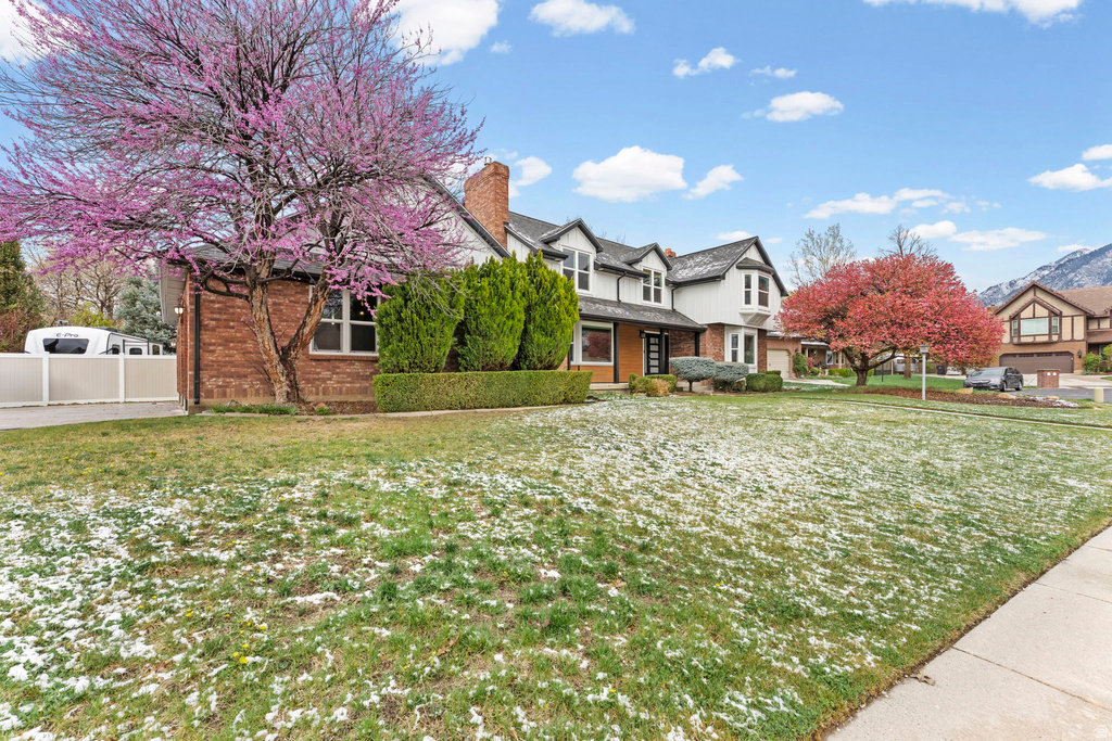 1935 E BRANDON PARK PL Sandy, UT 84092