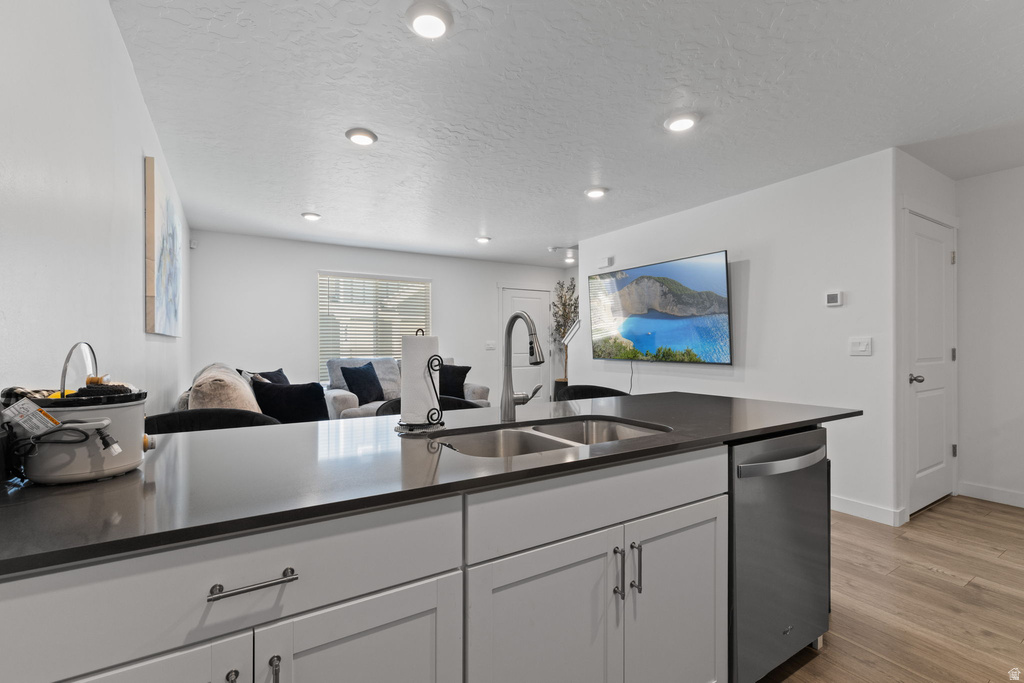 3881 S SILVER BANK DR Magna, UT 84044