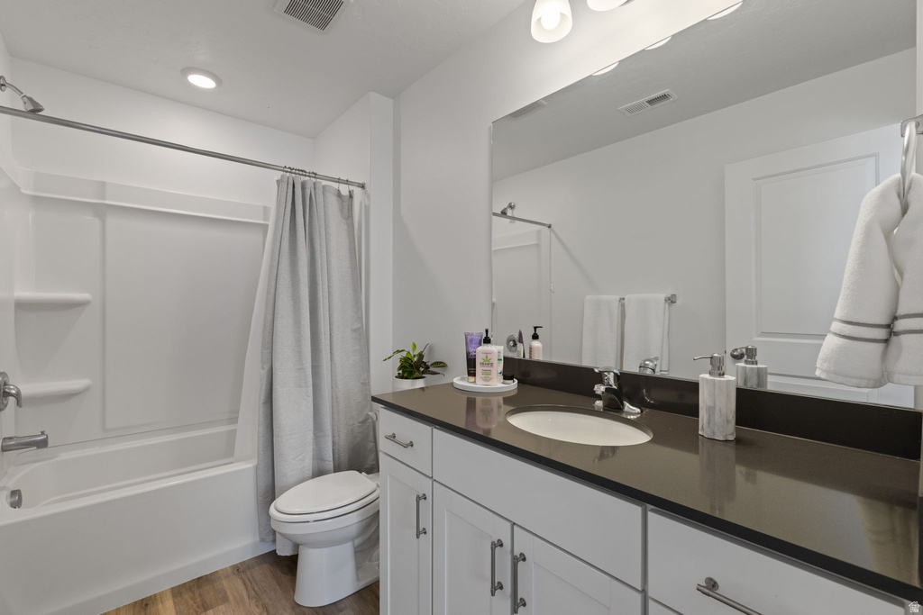 3881 S SILVER BANK DR Magna, UT 84044