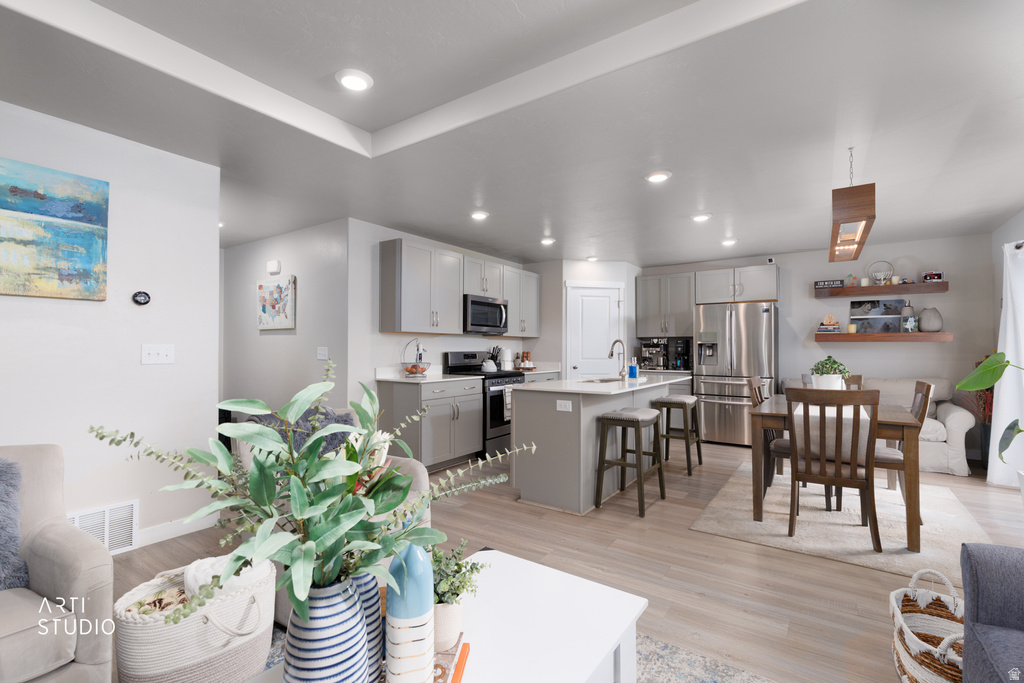 7841 W WALK ABOUT WAY #102 Magna, UT 84044