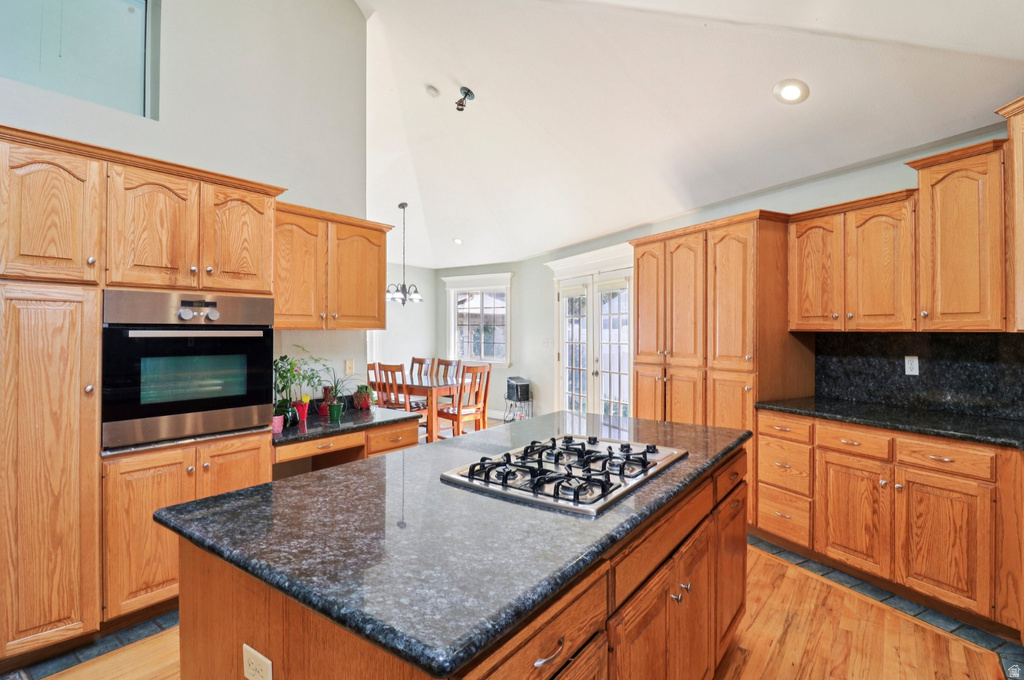 92 W 1565 N Orem, UT 84057