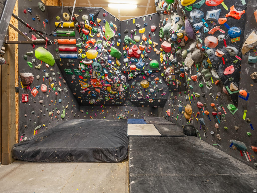 414 MEADOWS DR Tooele, UT 84074