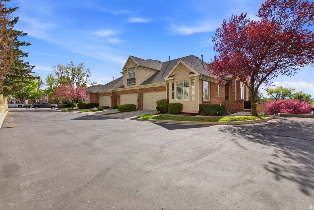 4768 S RUTH MEADOWS CV Millcreek, UT 84117