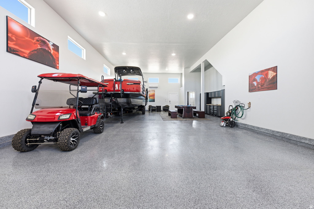 1330 E LONE ROCK DR Big Water, UT 84741