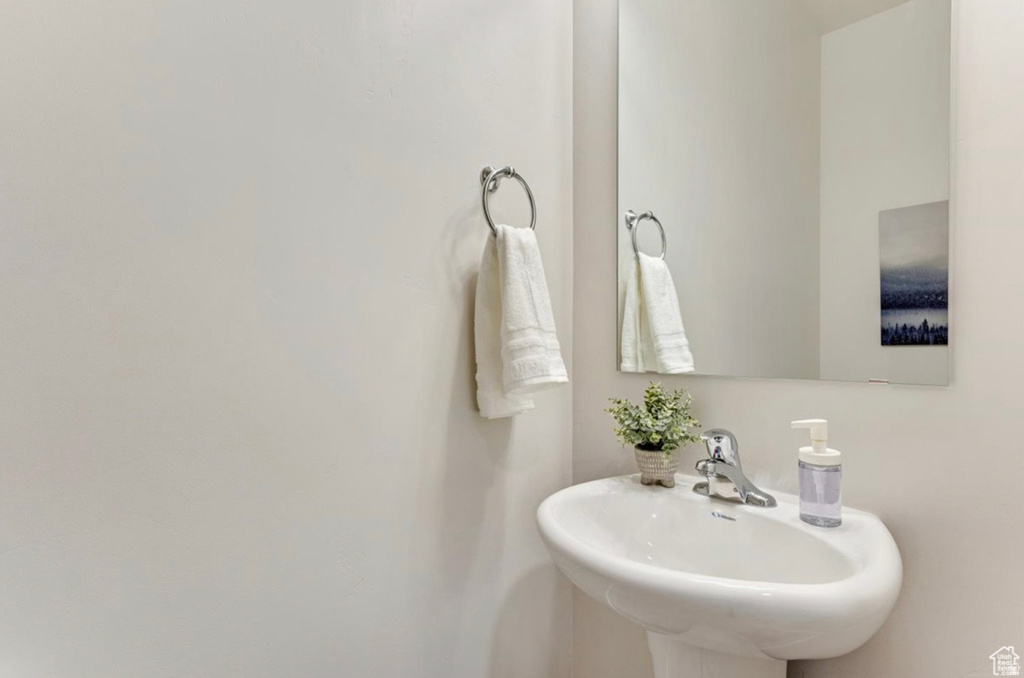 2019 N 3930 W Lehi, UT 84043