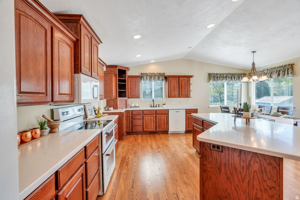 4049 S CASTLE VIEW DR West Valley City, UT 84128