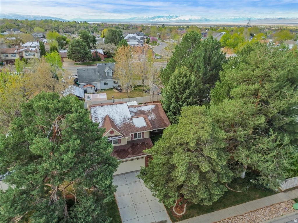 2172 E 2050 N Layton, UT 84040