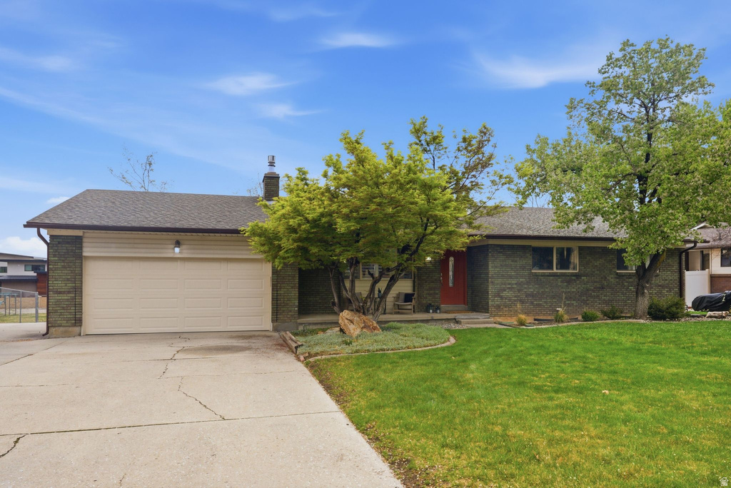 11404 S HIGH MESA DR Sandy, UT 84092