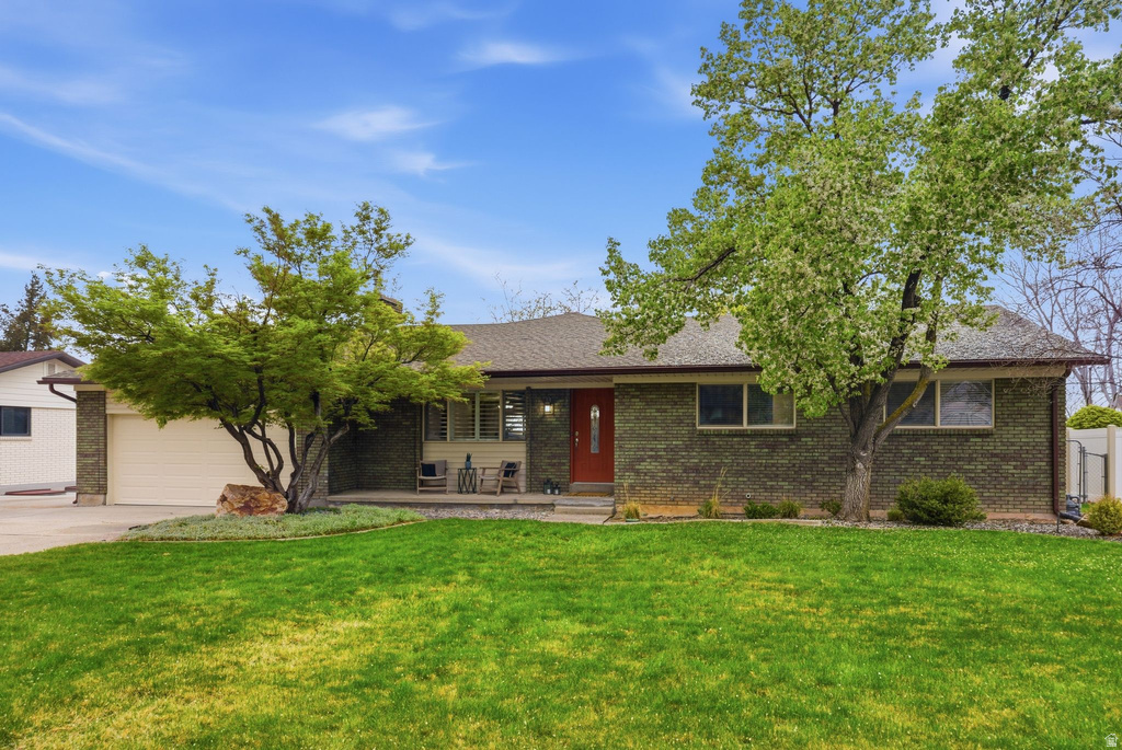 11404 S HIGH MESA DR Sandy, UT 84092