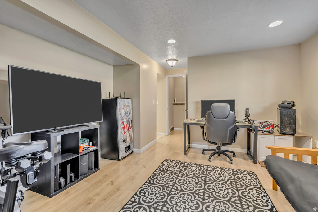 91 N 500 W Clearfield, UT 84015