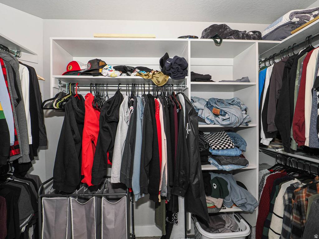 15335 S TARAWA DR Bluffdale, UT 84065