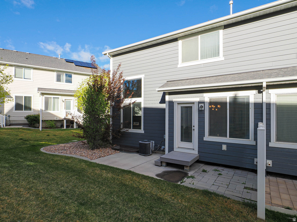 15335 S TARAWA DR Bluffdale, UT 84065