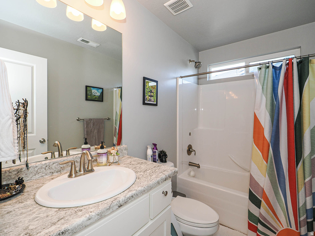 15335 S TARAWA DR Bluffdale, UT 84065