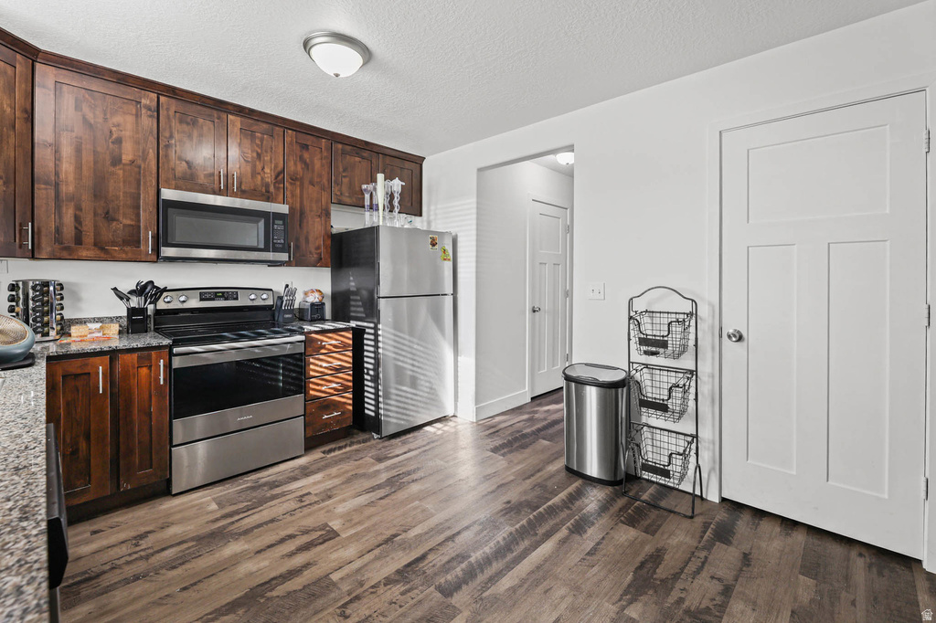 605 N KAY LN #2013 Tooele, UT 84074