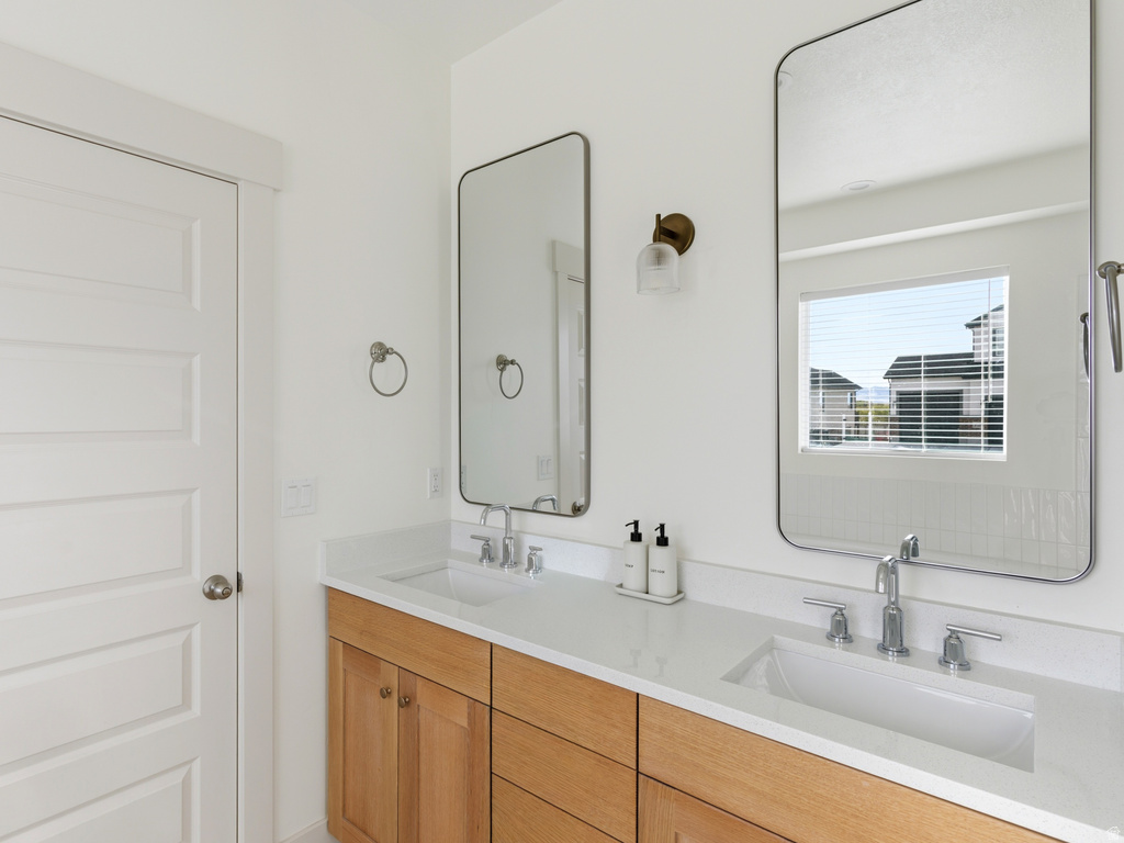 2354 W BOOTHILL DR Kaysville, UT 84037