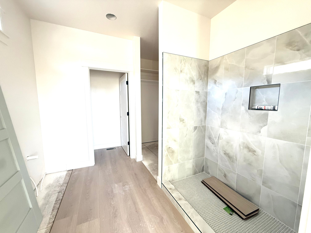 1509 W CEDAR RIDGE DR Garden City, UT 84028