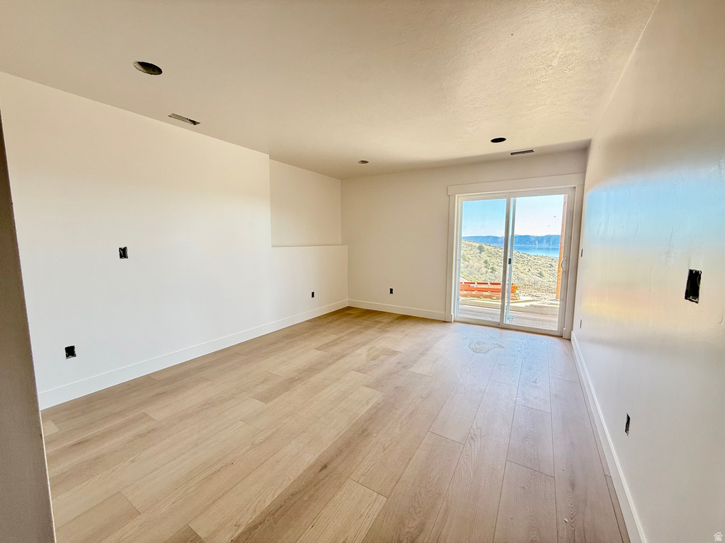 1509 W CEDAR RIDGE DR Garden City, UT 84028