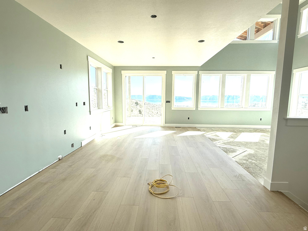 1509 W CEDAR RIDGE DR Garden City, UT 84028