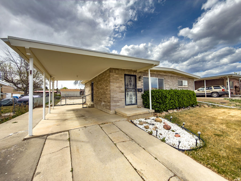 883 N 900 E Price, UT 84501