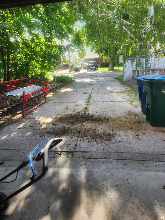 1005 DOUGLAS ST Ogden, UT 84404